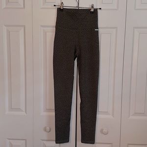 ECHT Scrunch Leggings